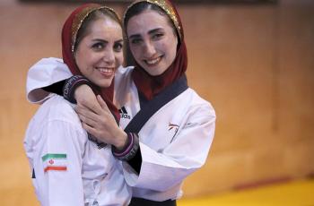 ایران با چهار دختر پومسه‌رو در ویتنام